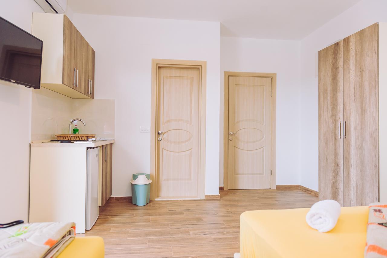 Apartments Krstovic Sutomore Zewnętrze zdjęcie