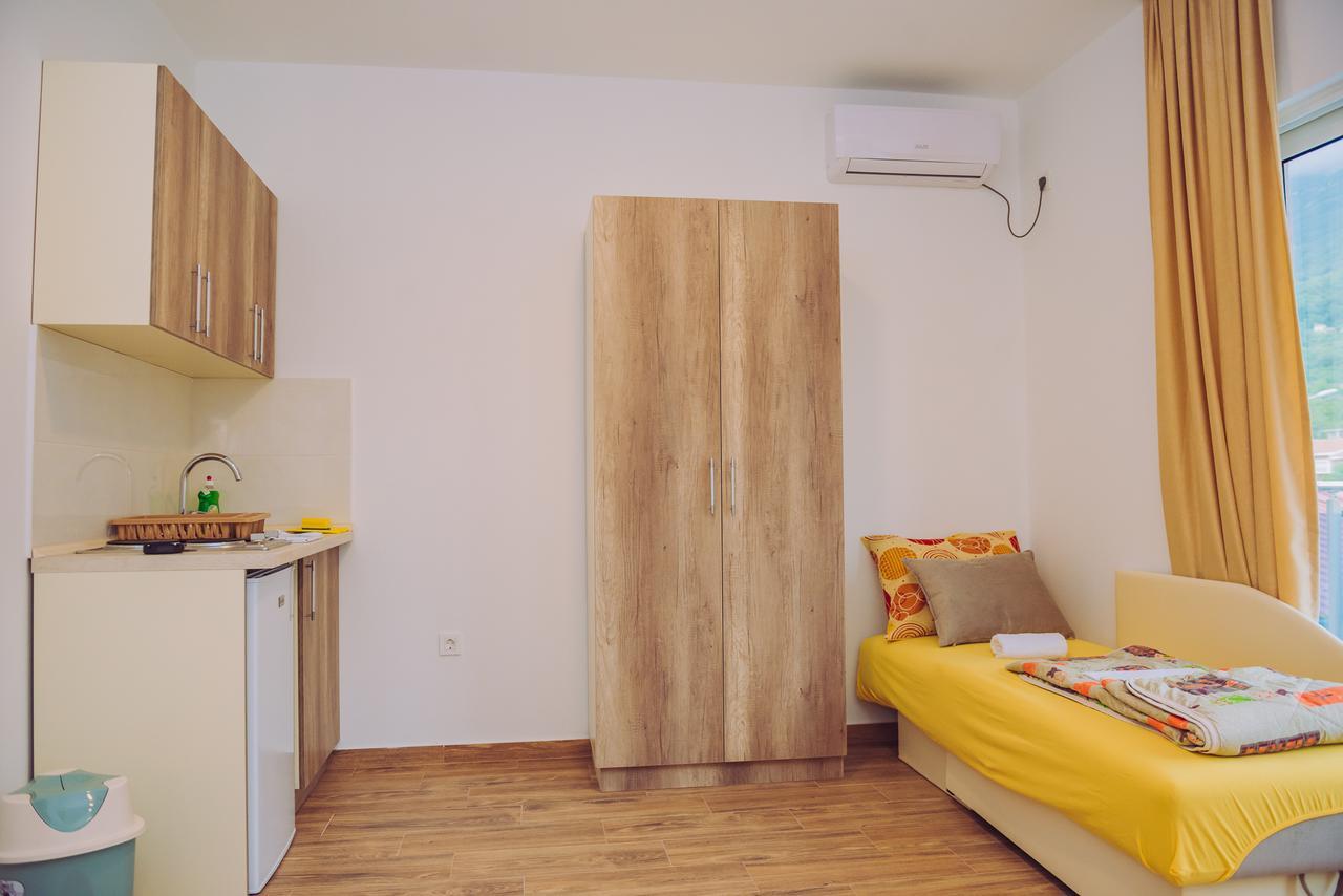 Apartments Krstovic Sutomore Zewnętrze zdjęcie